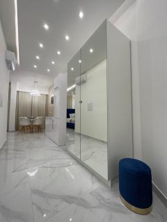 Boutique Luxury Apartments - Budapest - 2