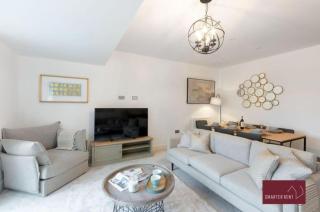 Sunbury-on-Thames - 4 Bed House - Sunbury Common - 8
