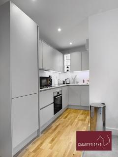 Eton, Windsor - 1 Bedroom Ground Floor Apartment - Parking - Eton - 9