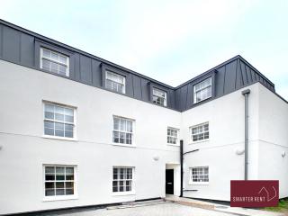 Eton, Windsor - 1 Bedroom Ground Floor Apartment - Parking - Eton - 8