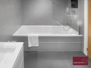 Eton, Windsor - 1 Bedroom Ground Floor Apartment - Parking - Eton - 5