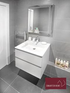 Eton, Windsor - 1 Bedroom Ground Floor Apartment - Parking - Eton - 4