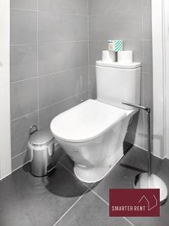 Eton, Windsor - 1 Bedroom Ground Floor Apartment - Parking - Eton - 3