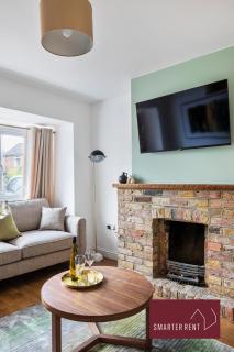 Woking -Garden Driveway Parking 4Bed - Brookwood - 8