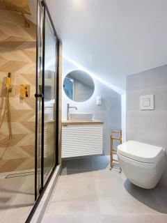 Artsy Roof Top Apartment in city centre - Praga - 9
