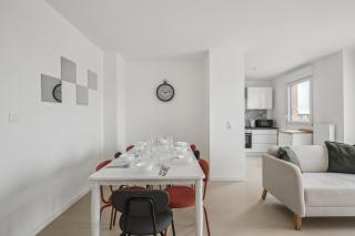Chic and spacious apart with parking - 8