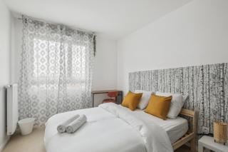 Chic and spacious apart with parking - 5