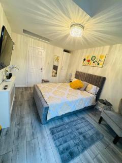 Private guest house/Annexe - 0