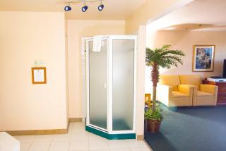 Village Inn & Suites Marysville - 7