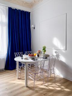 32-Glam - DeerRest Apart - 4