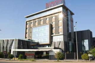 Ramada Hotel & Suites by Wyndham Erbil 32 Park - Arbil - 0