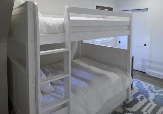 Modern Home,10min to Downtown, 15min walk to Five Points, Sleeps 6! - Nashville - 1