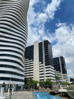 Puerto Santa Ana, Torres Bellini, 2 dormitorios, Parqueo - Guayaquil - 0