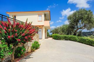 Villa Giorgos - Ayía Paraskeví - 3
