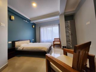 Cafe Sola bnb - Shillong - 8