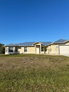 Welcoming Warm Rancher - 0