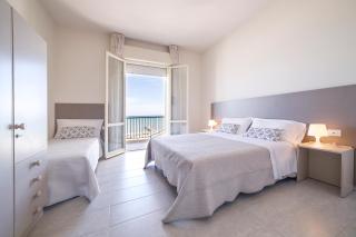 Ambasciatori Hotel - Beach Front -Breakfast XXL & Brunch until 12 30pm - Misano Adriatico - 1