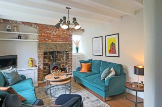 Beautiful Character Cottage - 6