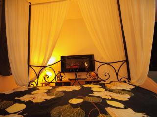 Love room avec jaccuzzi - Mormant - 3