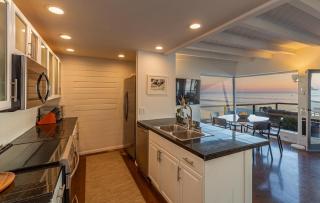 Malibu Beach Home Private Sandy Beach and Surf - Malibu - 1