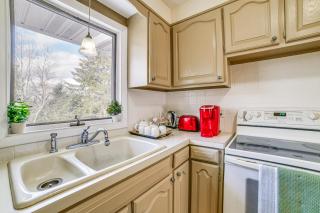 New York Abode 2 Mi to Binghamton University! - 2