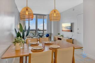 Upper Apartment - Pool - Gym - Near Beach - Hallandale Beach - 6