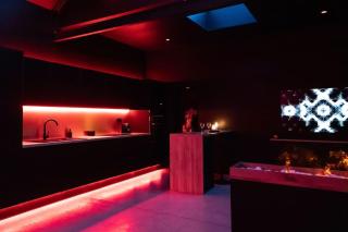 Loveroom Ô Diable Des Plaisirs avec jacuzzi - Tourcoing - 6