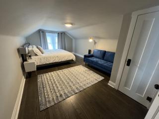 Spacious Retreat Near Convention Centers home - Des Plaines - 6