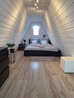 HillSide House - Balatonkenese - 4