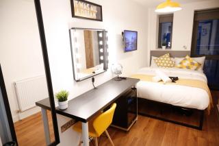 New Luxury Rooms in the Heart of London Next to Shops, Cafes, Bars & Metro with Shared Bathrooms - London - 5