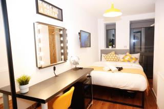 New Luxury Rooms in the Heart of London Next to Shops, Cafes, Bars & Metro with Shared Bathrooms - London - 4
