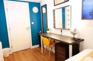 New Luxury Rooms in the Heart of London Next to Shops, Cafes, Bars & Metro with Shared Bathrooms - London - 1