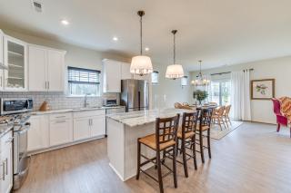 Remote Work-Friendly Meadowville Landing Getaway - Chester - 9