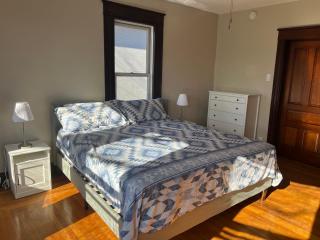 Cleneay #2 Private 3 Bed near Xavier & Downton - 5