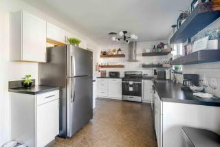 Haus of Grace Hot Tub and Firepit Pet Friendly - Fredericksburg - 6
