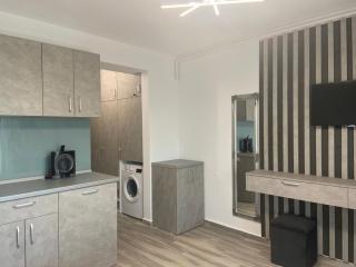 Breeze Studio-Endless Summer Mamaia Nord Apartaments - 1