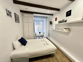 WAKAFLATS 3, Centro Madrid, Chueca, Barbi - Madrid - 9