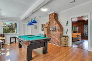 Pineapple by the Sea, 3 BR home, STEPS to Beach - Tybee Island - 9