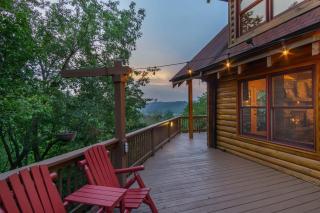 Dreamy Mountain Getaway~Hot Tub~Old Oak Lodge - Waynesville - 5