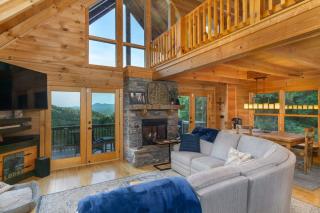 Dreamy Mountain Getaway~Hot Tub~Old Oak Lodge - Waynesville - 7