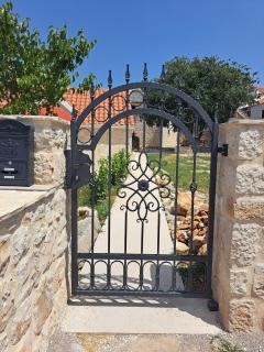 House Little Flower 1 - 3