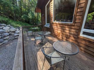 Hanging Rock Get Away - 9