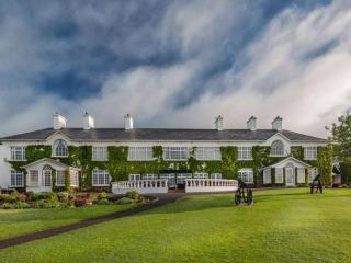 Holywell Lodge - - 6