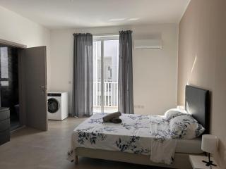 Qawra penthouse 4person AC+wifi - 4