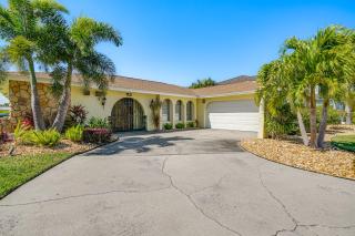 Canal-Front Cape Coral Family Home Pets Welcome - Cape Coral - 8