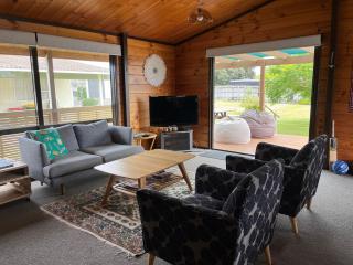 Hosts on the Coast - Laidback Linton - Whangamata - 3