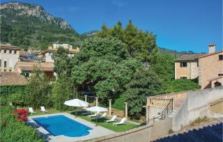 7 Bedroom Cozy Home In Sóller - Sóller - 1
