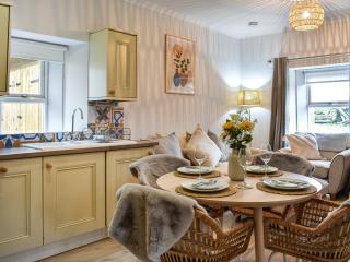 Cottage 2 - - 5