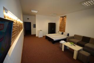 Main Square Apartments & More - Braşov - 3
