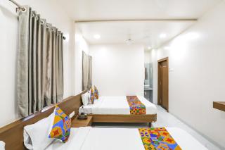 Hotel D Grand - Shirdi - 3